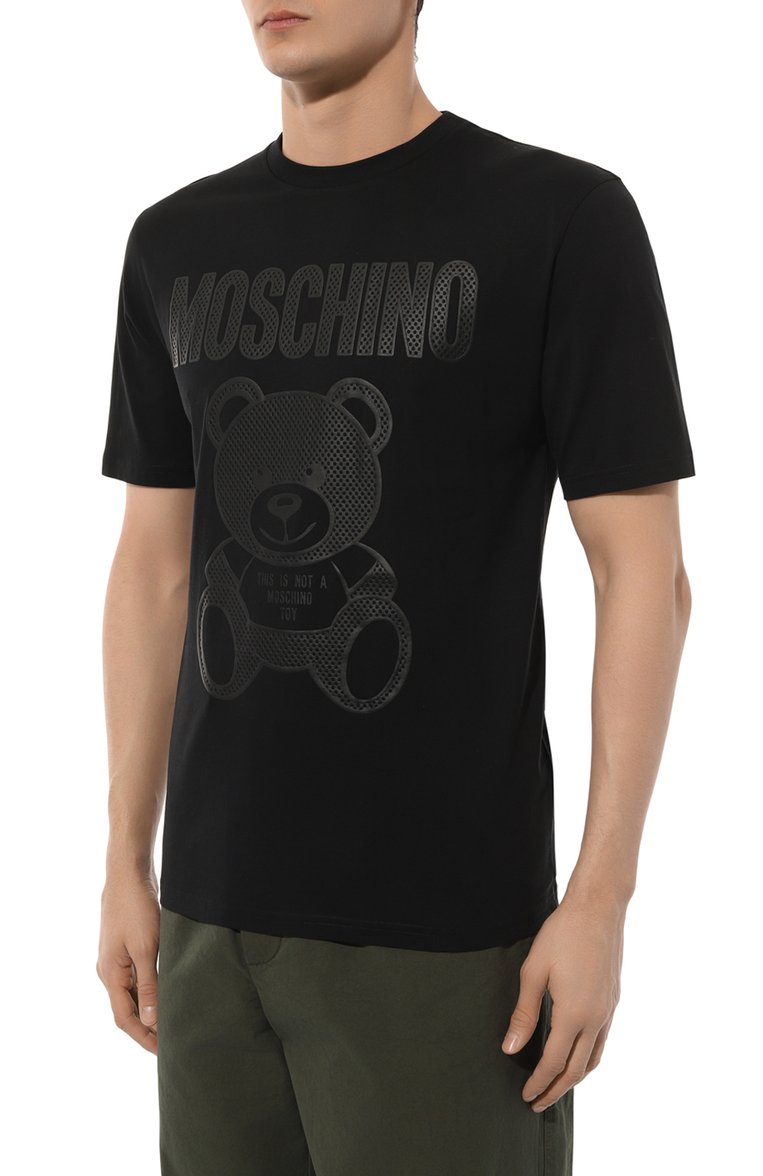 Мужская хлопковая футболка MOSCHINO черного цвета, арт. V0727/2041 | Фото 3 (Рукава: Короткие; Длина (для топов): Стандартные; Принт: С принтом; Материал сплава: Проставлено; Материал внешний: Хлопок; Стили: Спорт-шик; Драгоценные камни: Проставлено)