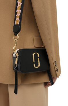 Женская сумка snapshot small MARC JACOBS (THE) черного цвета, арт. M0014146 | Фото 2 (Материал: Натуральная кожа; Ремень/цепочка: На ремешке; Сумки-технические: Сумки через плечо; Размер: small; Драгоценные камни: Проставлено; Материал сплава: Проставлено)