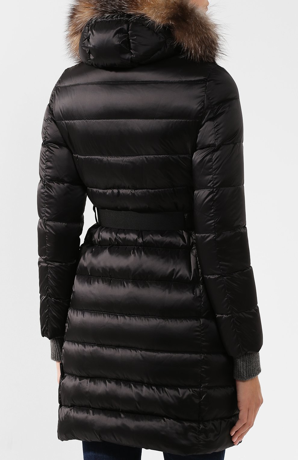 Стеганый пуховик tinuviel MONCLER черного цвета по цене 125500 руб., арт. B2-093-49330-20-57869, фото 4 Стеганый пуховик tinuviel MONCLER, арт. B2-093-49330-20-57869, фото 4