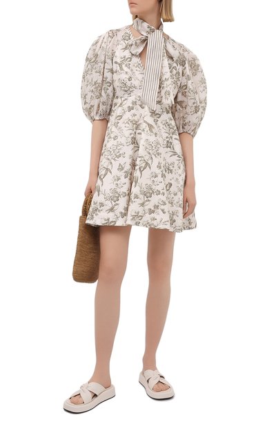 Кожаные шлепанцы tresse ELLEME белого цвета по цене 32500 руб., арт. TRESSE PLATF0RM/LEATHER, фото 2 Кожаные шлепанцы tresse ELLEME, арт. TRESSE PLATF0RM/LEATHER, фото 2