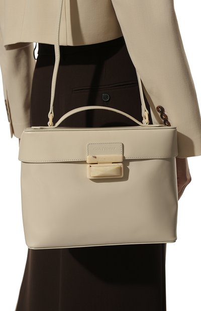 Сумка doctor GIABORGHINI молочного цвета по цене 89300 руб., арт. D0CT0R-BAG, фото 2 Сумка doctor GIABORGHINI, арт. D0CT0R-BAG, фото 2