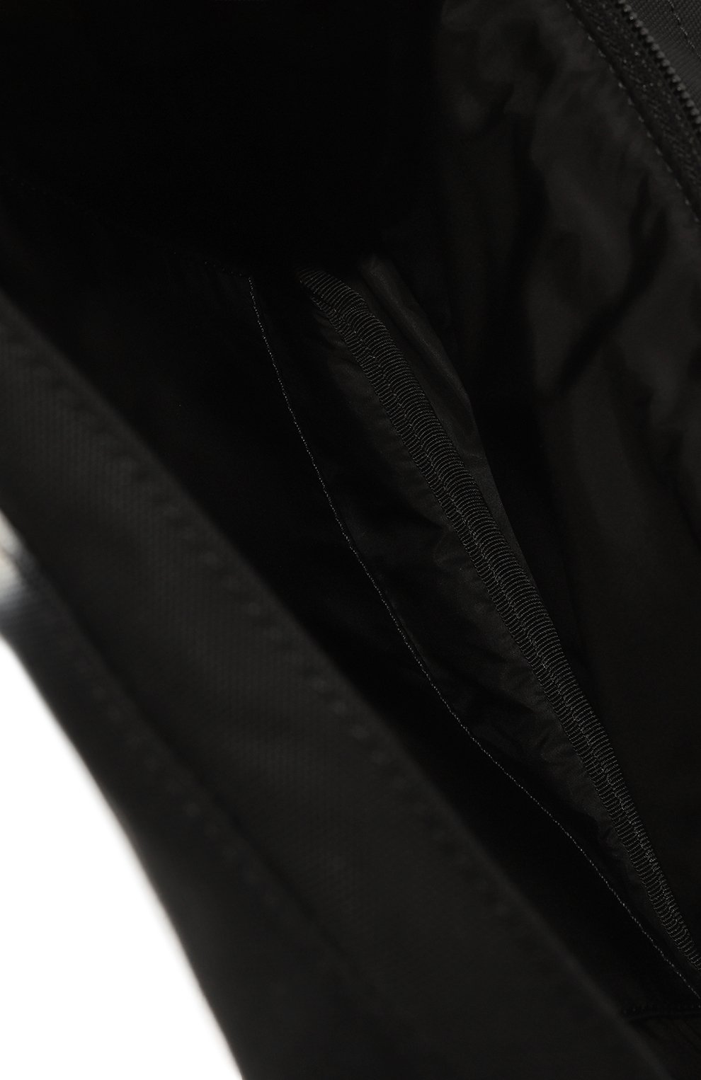 Текстильная поясная сумка essential u GIVENCHY черного цвета по цене 127000 руб., арт. BKU01Z/K1E6, фото 5 Текстильная поясная сумка essential u GIVENCHY, арт. BKU01Z/K1E6, фото 5