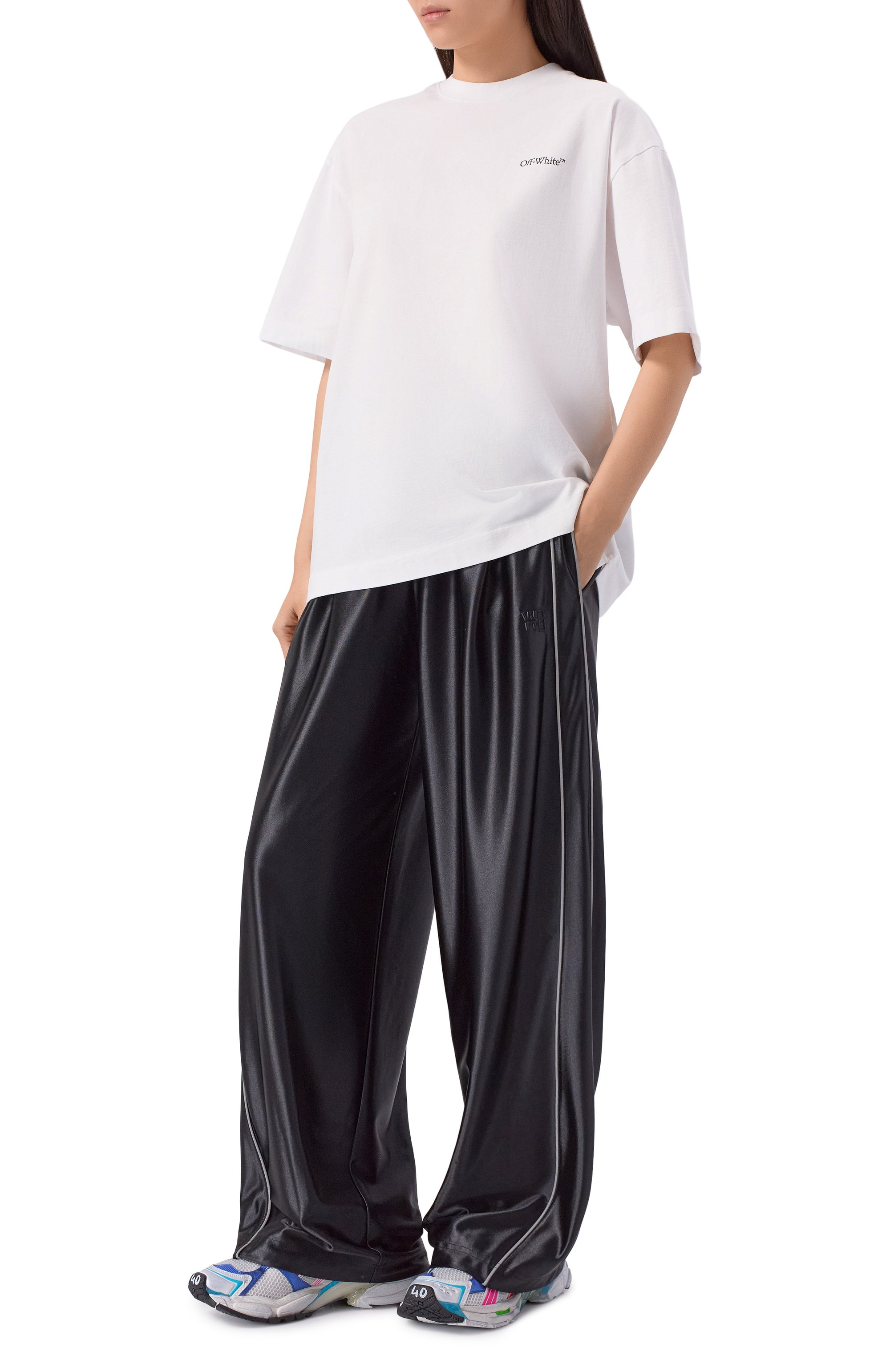 Брюки ALEXANDERWANG.T черного цвета по цене 95650 руб., арт. 4CC1264601, фото 2 Брюки ALEXANDERWANG.T, арт. 4CC1264601, фото 2