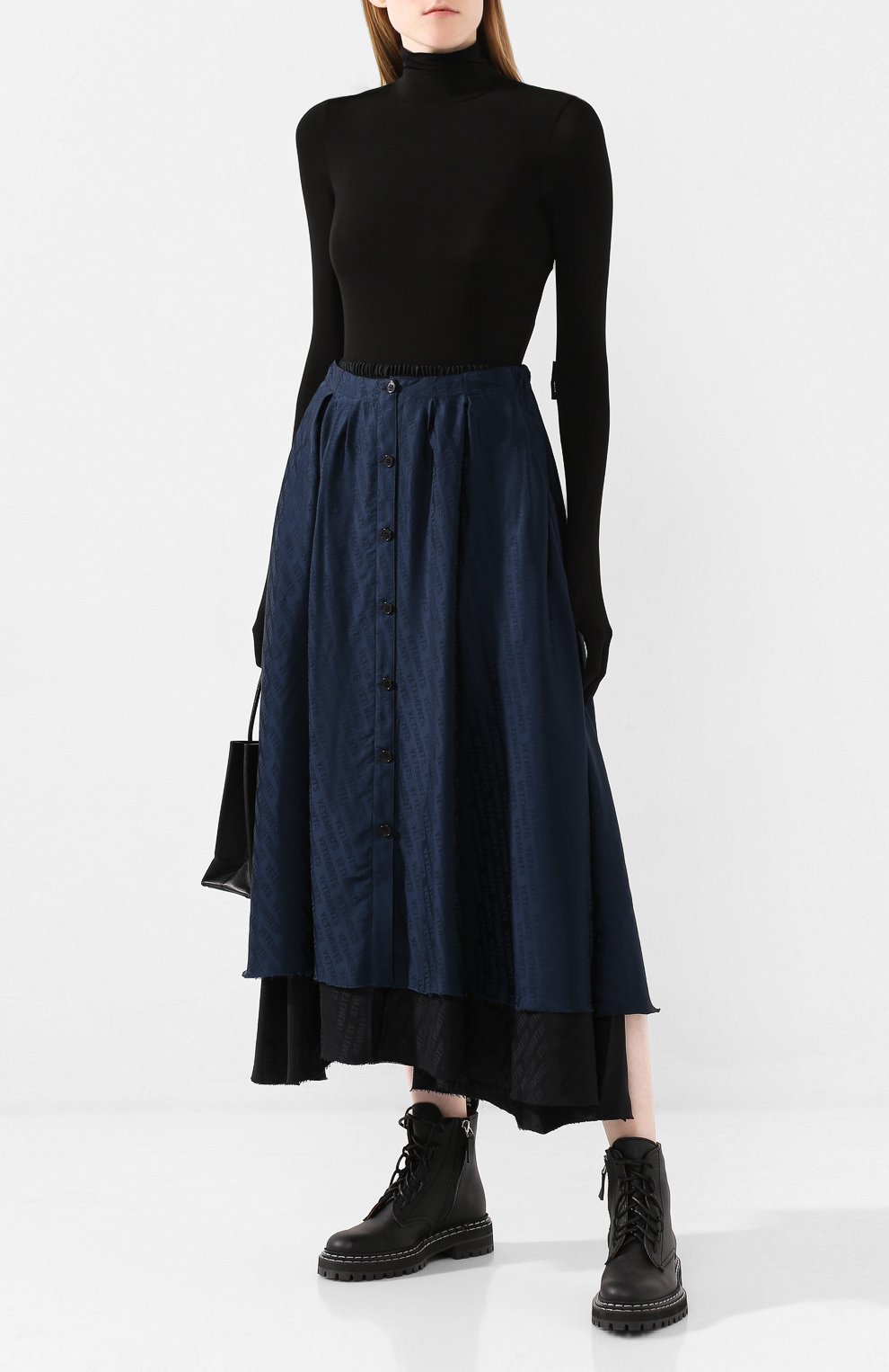 Юбка-миди VETEMENTS черного цвета по цене 117500 руб., арт. WAH20SK402, фото 2 Юбка-миди VETEMENTS, арт. WAH20SK402, фото 2