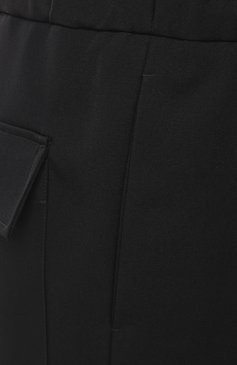 Мужские шерстяные брюки JIL SANDER черного цвета, арт. J21KA0012/J40002 | Фото 6 (Длина (брюки, джинсы): Стандартные; Материал внешний: Шерсть; Драгоценные камни: Проставлено; Материал сплава: Проставлено; Случай: Повседневный; Стили: Кэжуэл)