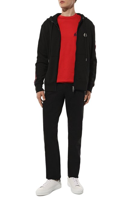 Мужская хлопковая футболка MONCLER красного цвета, арт. 8C743-8390Y | Фото 2 (Материал внешний: Хлопок; Материал сплава: Проставлено; Рукава: Короткие; Длина (для топов): Стандартные; Драгоценные камни: Проставлено)