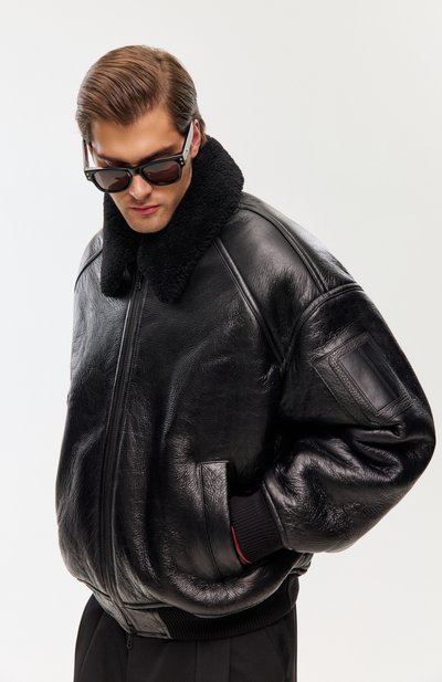 Солнцезащитные очки MONTBLANC черного цвета по цене 43400 руб., арт. MB0381S 001, фото 5 Солнцезащитные очки MONTBLANC, арт. MB0381S 001, фото 5