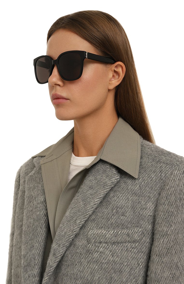 Женские солнцезащитные очки SAINT LAURENT черного цвета, арт. SL M105/F 001 | Фото 2 (Нос: Не проставлено; Региональные ограничения белый список (Axapta Mercury): Не проставлено; Тип очков: С/з; Материал: Пластик; Оптика Гендер: оптика-женское; Очки форма: Квадратные)