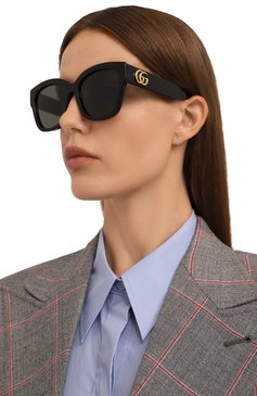 Женские солнцезащитные очки GUCCI черного цвета, арт. GG1550SK 001 | Фото 2 (Региональные ограничения белый список (Axapta Mercury): Не проставлено; Нос: Не проставлено; Тип очков: С/з; Материал: Пластик; Очки форма: Квадратные)