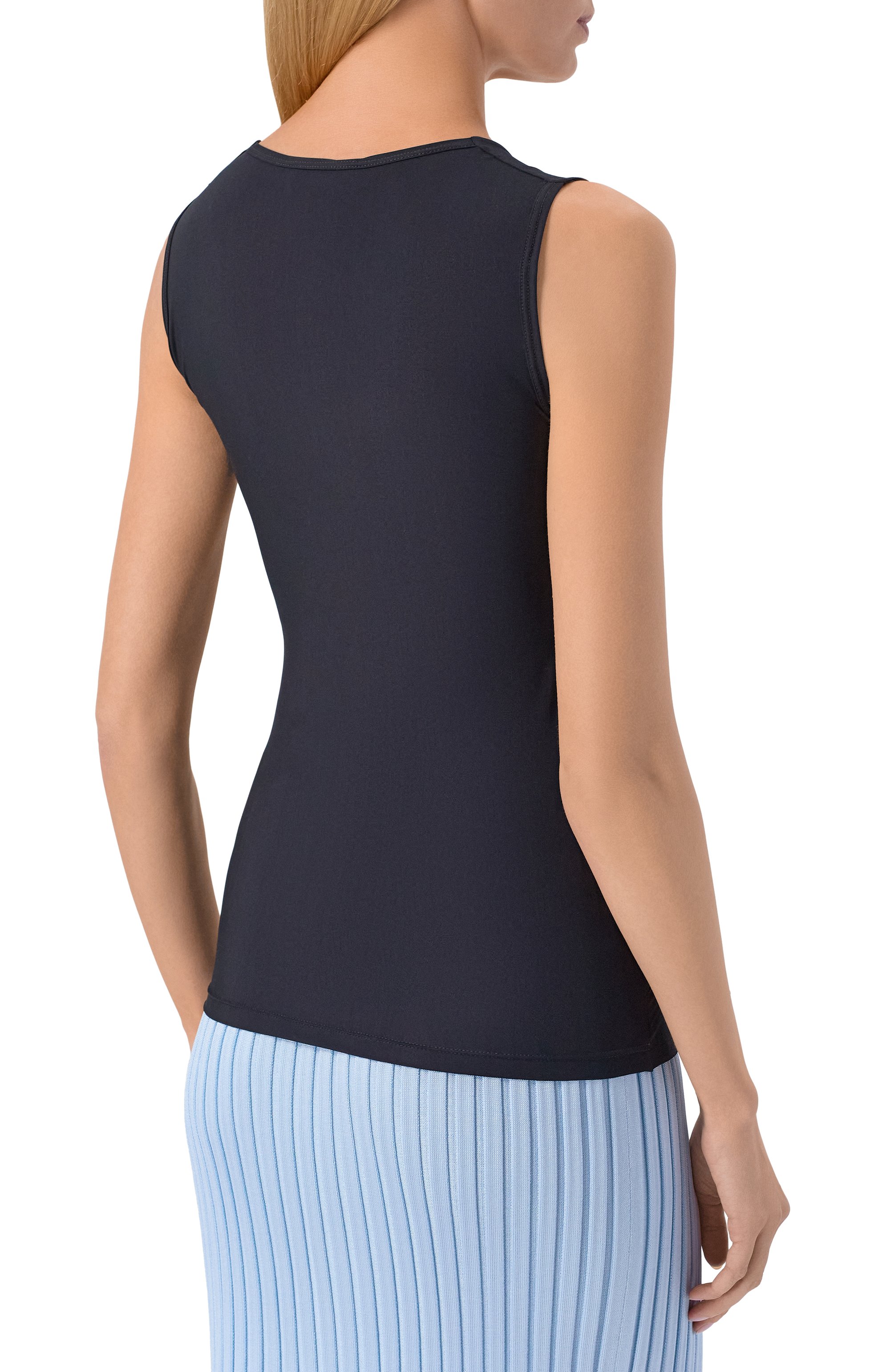 Майка JIL SANDER черного цвета по цене 27250 руб., арт. J01NC0016/J70026, фото 4 Майка JIL SANDER, арт. J01NC0016/J70026, фото 4