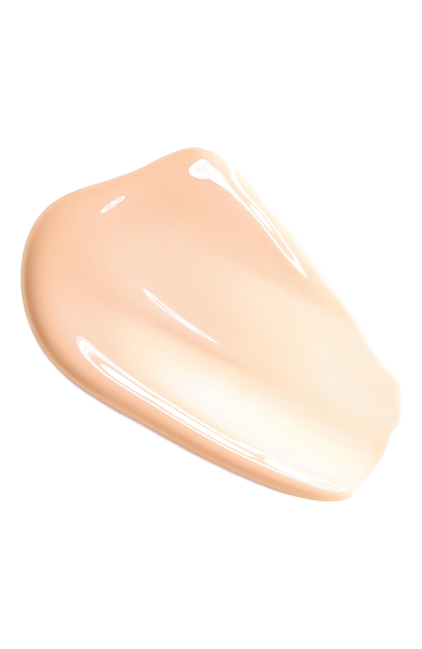 Сыворотка-база для лица под макияж spf 30 skin illusion serum primer (30ml) CLARINS бесцветного цвета по цене 4600 руб., арт. 80131678, фото 2 Сыворотка-база для лица под макияж spf 30 skin illusion serum primer (30ml) CLARINS, арт. 80131678, фото 2