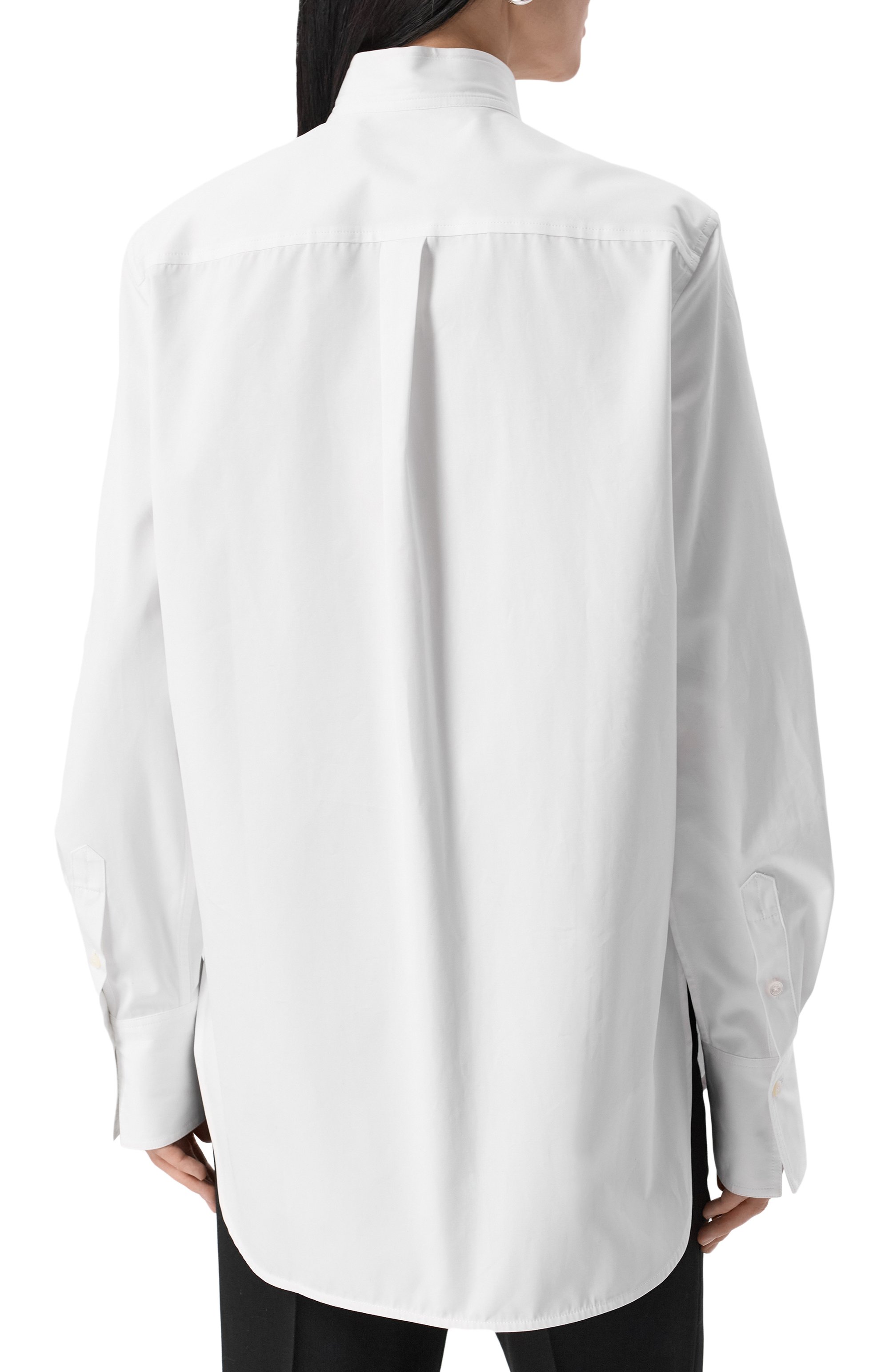 Хлопковая рубашка TOTEME белого цвета по цене 59200 руб., арт. 251-WRT4291-FB0342, фото 4 Хлопковая рубашка TOTEME, арт. 251-WRT4291-FB0342, фото 4