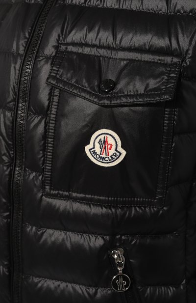 Пуховый жилет glygos MONCLER черного цвета по цене 129000 руб., арт. I10931A00028/595ZZ, фото 5 Пуховый жилет glygos MONCLER, арт. I10931A00028/595ZZ, фото 5
