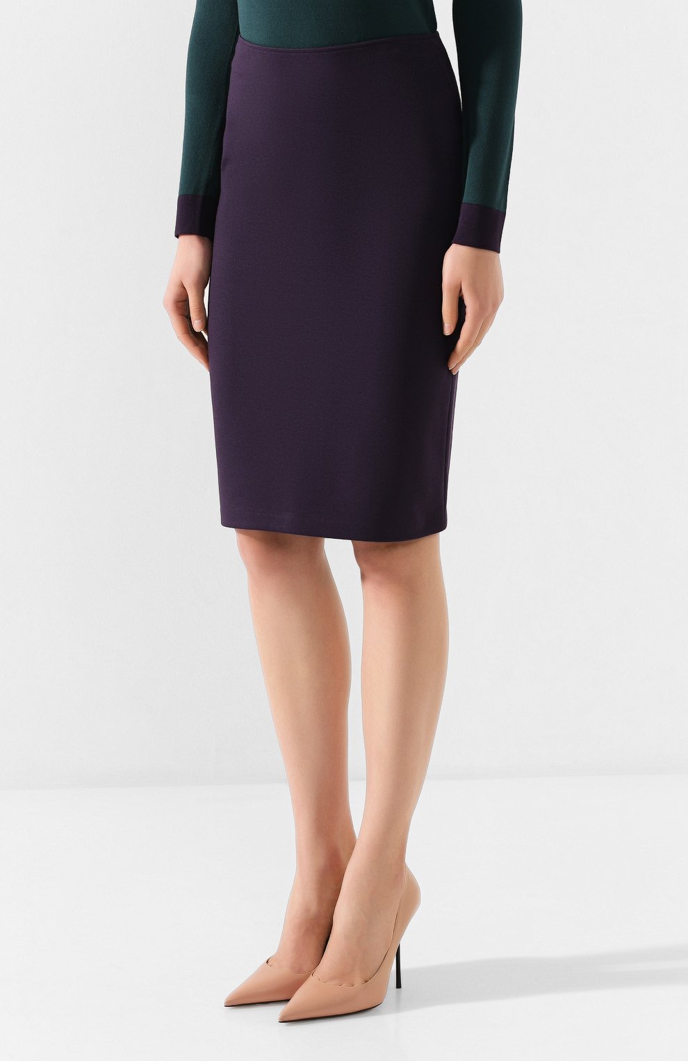 Юбка из вискозы EMPORIO ARMANI фиолетового цвета по цене 24100 руб., арт. 8N2N6A/2JFAZ, фото 3 Юбка из вискозы EMPORIO ARMANI, арт. 8N2N6A/2JFAZ, фото 3