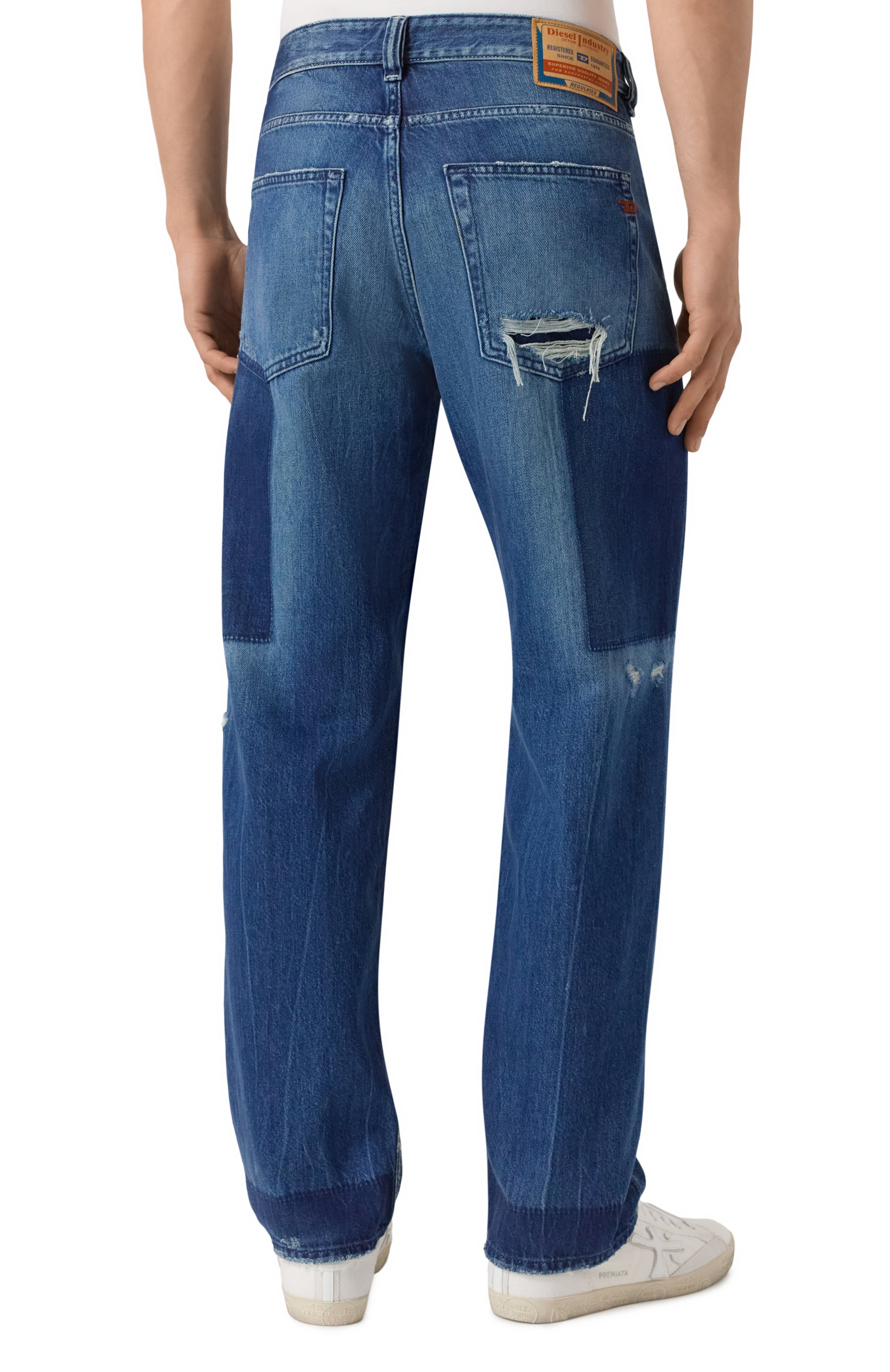 Джинсы 2024 d-macs DIESEL синего цвета по цене 33850 руб., арт. A18974/09M52, фото 4 Джинсы 2024 d-macs DIESEL, арт. A18974/09M52, фото 4