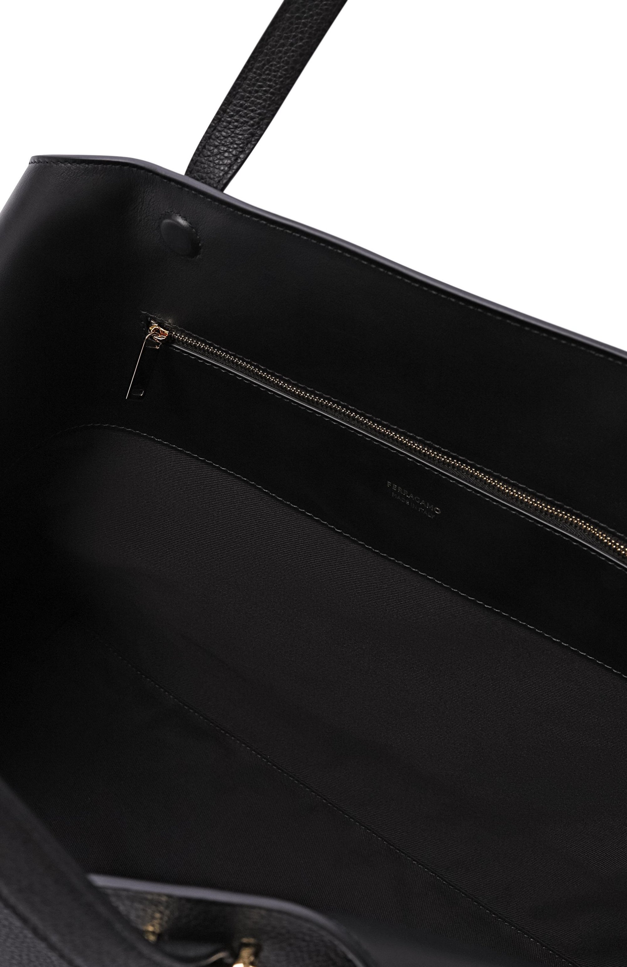 Сумка-тоут folded large FERRAGAMO черного цвета по цене 218000 руб., арт. 21A452/789588, фото 5 Сумка-тоут folded large FERRAGAMO, арт. 21A452/789588, фото 5