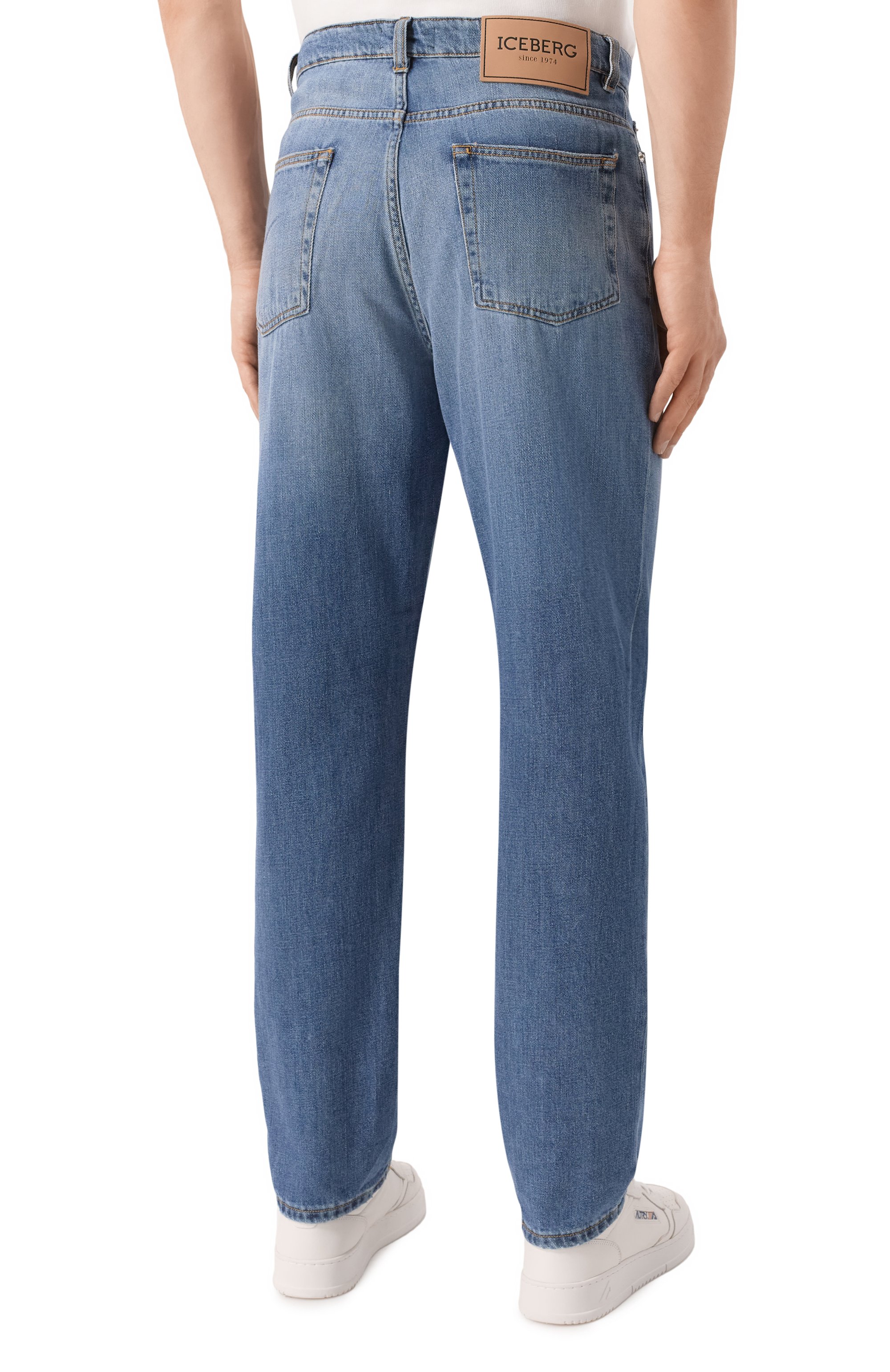 Джинсы ICEBERG синего цвета по цене 23950 руб., арт. 2SL2/0188, фото 4 Джинсы ICEBERG, арт. 2SL2/0188, фото 4