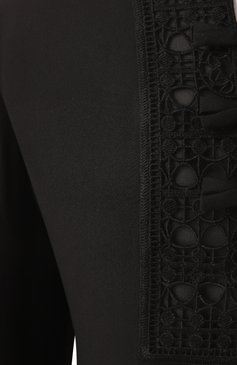 Женская шелковая блузка ELIE SAAB черного цвета, арт. T0168 | Фото 6 (Материал внешний: Шелк; Длина (для топов): Стандартные; Рукава: Длинные; Стили: Кэжуэл; Принт: Без принта; Женское Кросс-КТ: Блуза-одежда)