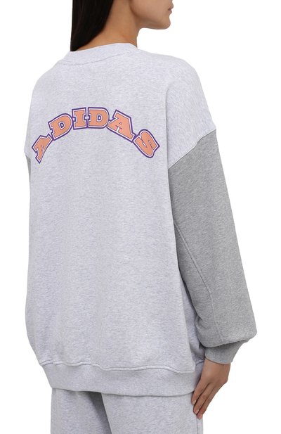 Хлопковый свитшот ADIDAS ORIGINALS светло-серого цвета по цене 5690 руб., арт. H22749, фото 4 Хлопковый свитшот ADIDAS ORIGINALS, арт. H22749, фото 4