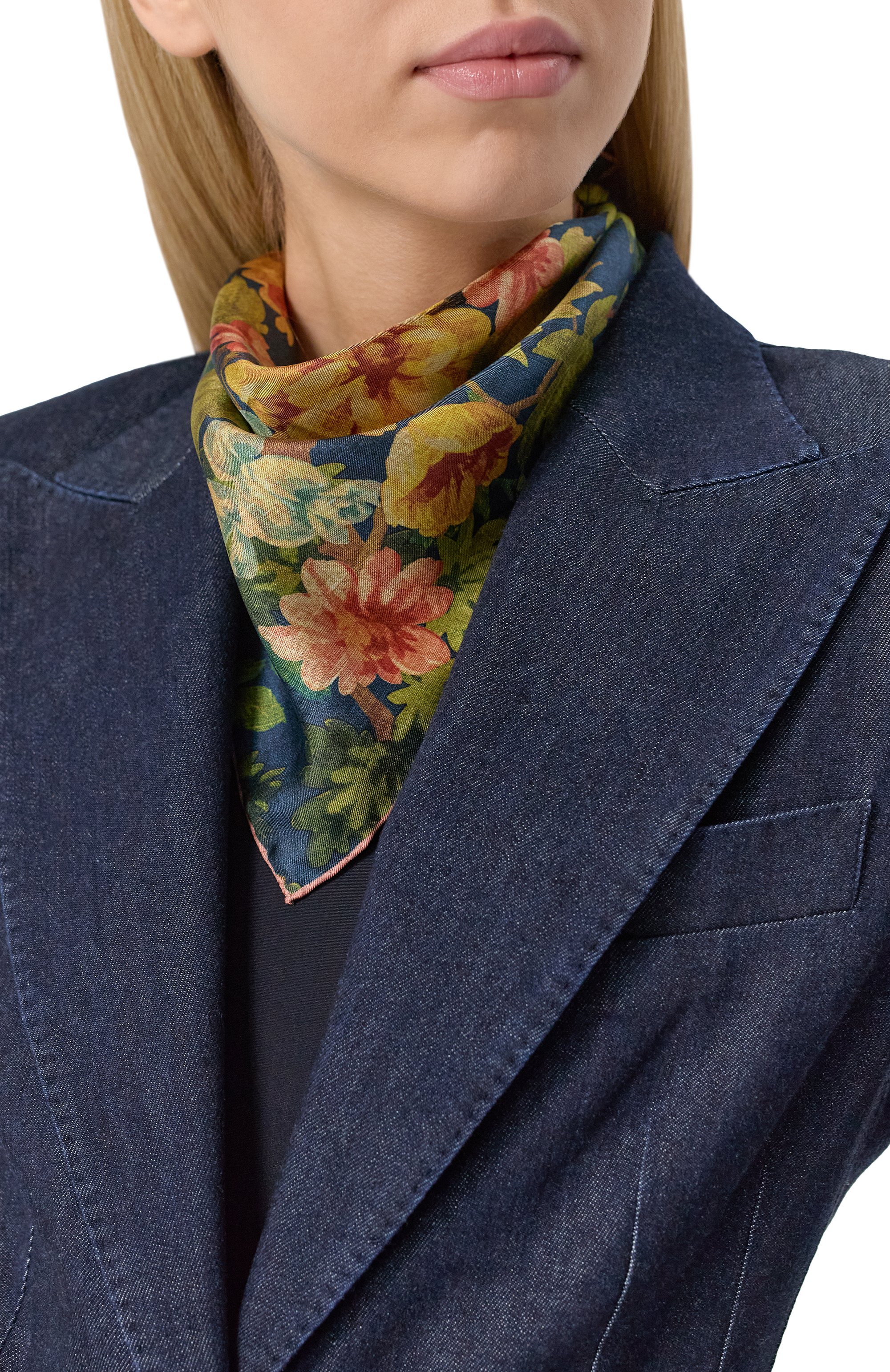 Шелковый платок VALENTINO, арт. 6W2EK007/ZXZ, фото 2