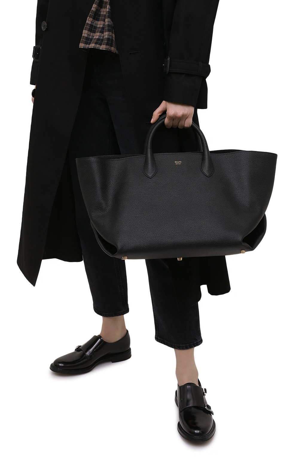 Сумка-тоут amelia medium KHAITE черного цвета по цене 208500 руб., арт. H1003-714/AMELIA, фото 2 Сумка-тоут amelia medium KHAITE, арт. H1003-714/AMELIA, фото 2