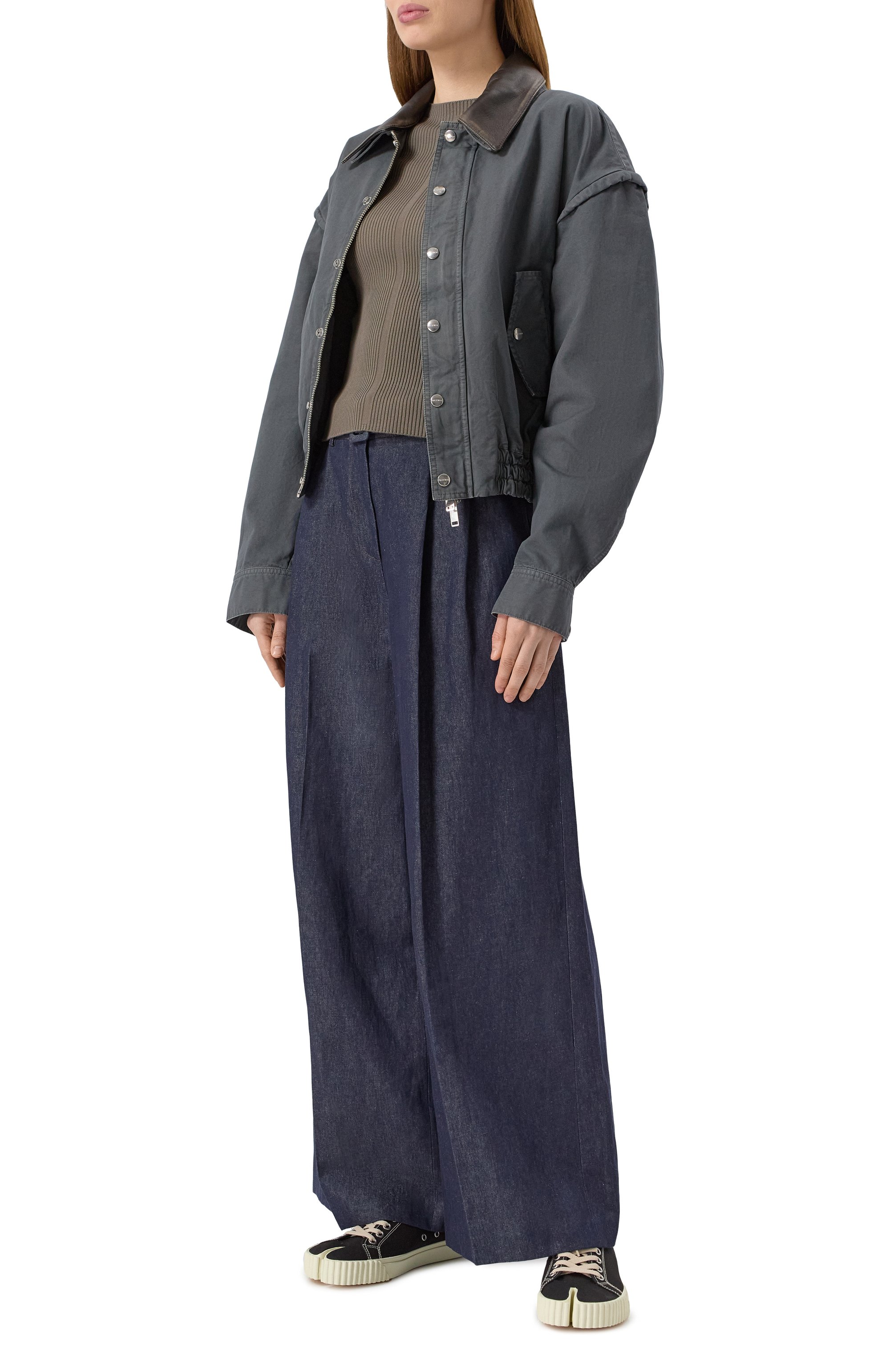 Брюки JUUN.J темно-синего цвета по цене 65200 руб., арт. JW5321W06P, фото 2 Брюки JUUN.J, арт. JW5321W06P, фото 2