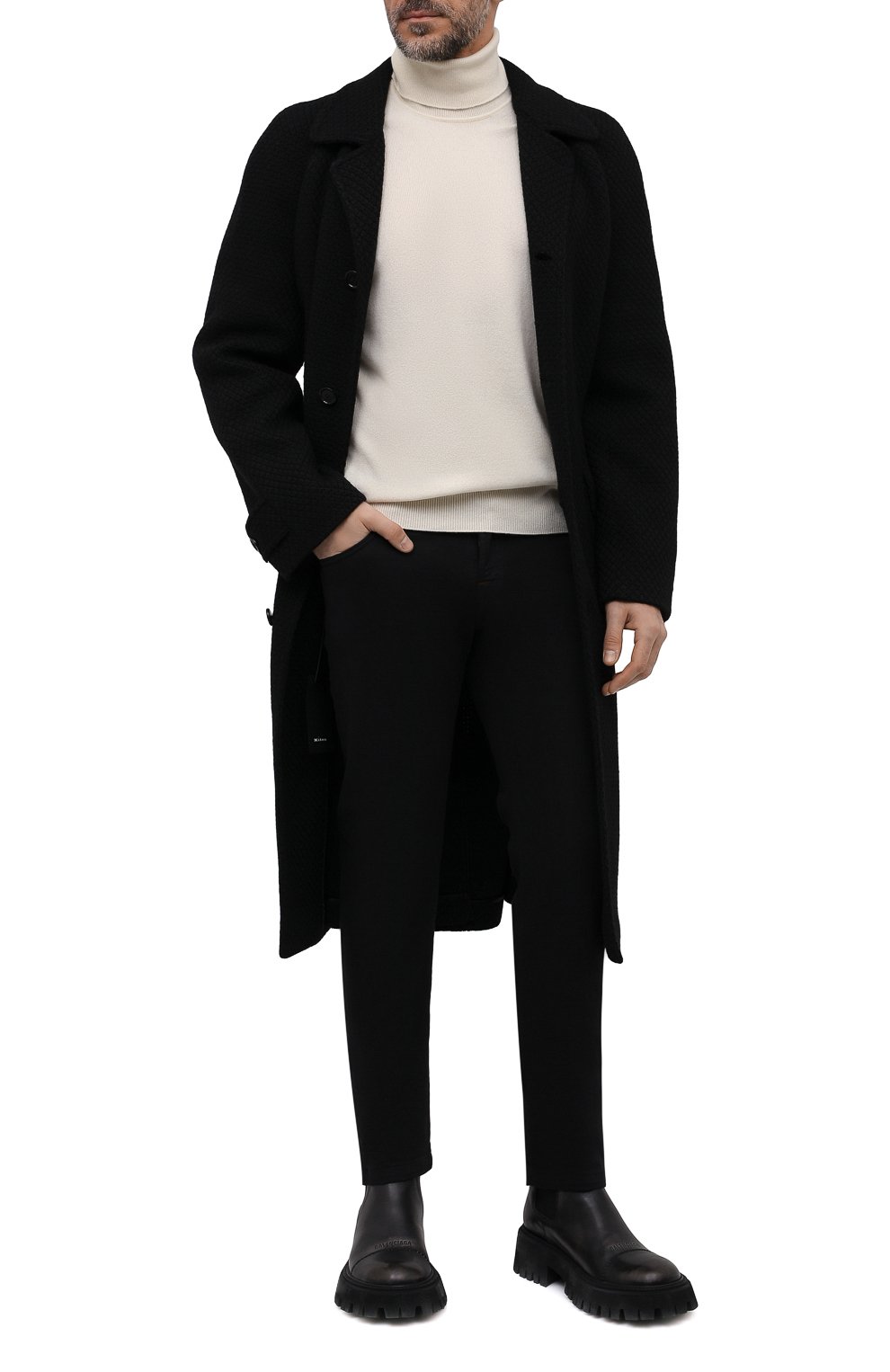 Джинсы KITON черного цвета по цене 136000 руб., арт. UPNJS/J0359A, фото 2 Джинсы KITON, арт. UPNJS/J0359A, фото 2