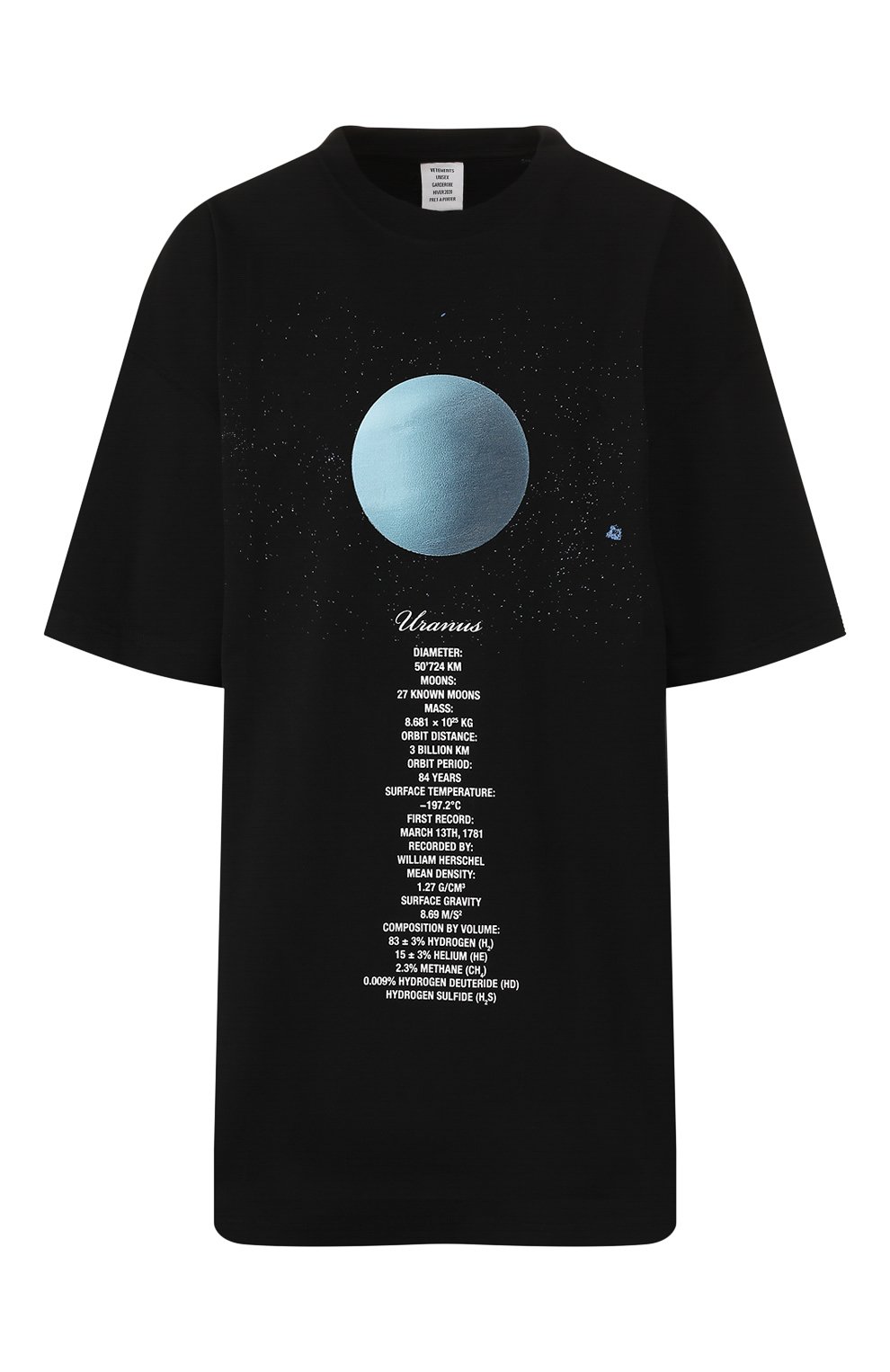 Хлопковая футболка VETEMENTS черного цвета по цене 53950 руб., арт. UAH20TR901/W, фото 1 Хлопковая футболка VETEMENTS, арт. UAH20TR901/W, фото 1