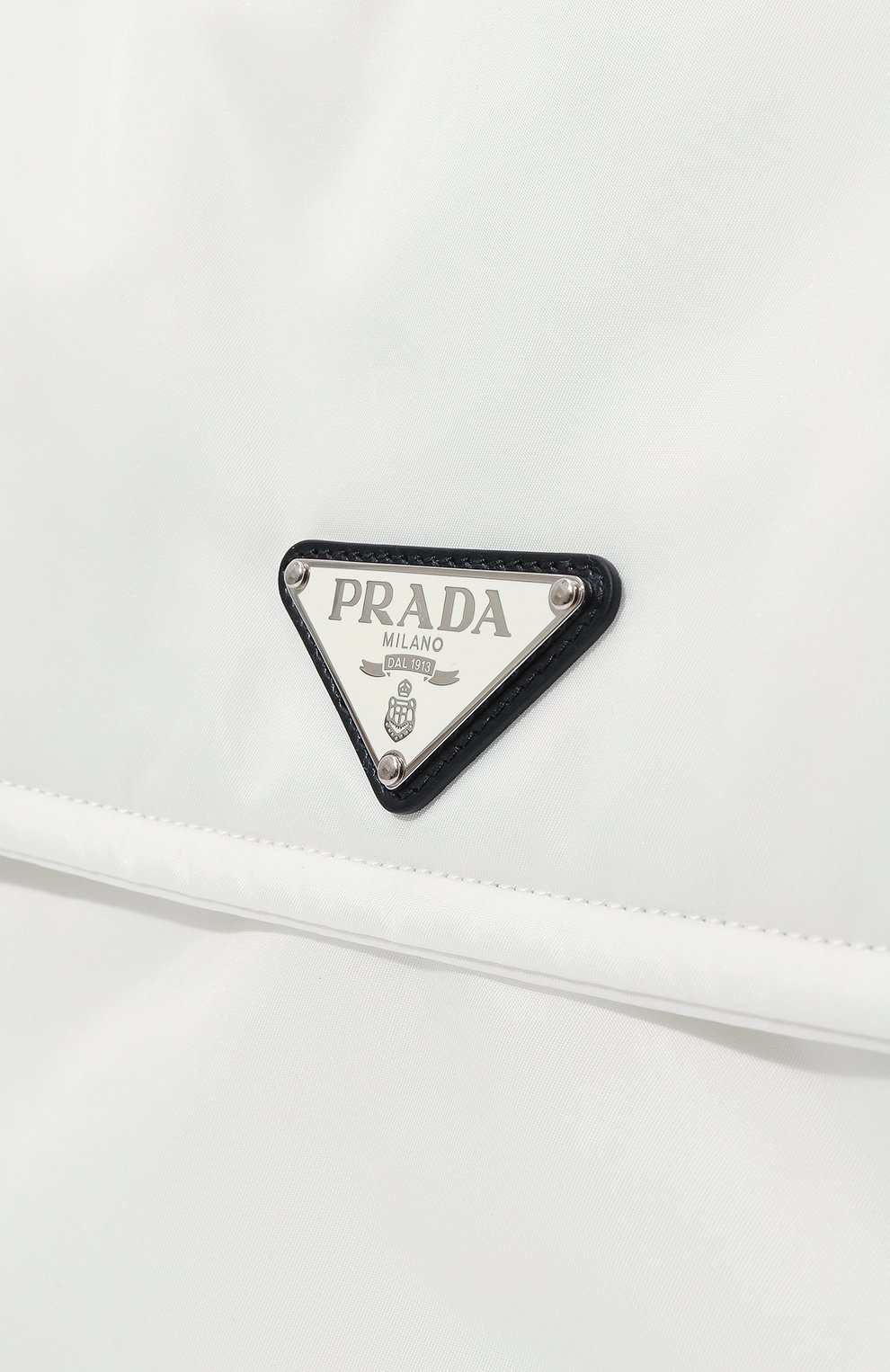 Сумка re-nylon PRADA черно-белого цвета по цене 250000 руб., арт. 1BD256-RDLN-F0964-OOB, фото 3 Сумка re-nylon PRADA, арт. 1BD256-RDLN-F0964-OOB, фото 3