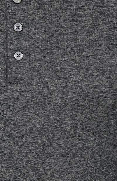 Хлопковый лонгслив-хенли TOM FORD темно-серого цвета по цене 48050 руб., арт. BR402/TFJ890, фото 5 Хлопковый лонгслив-хенли TOM FORD, арт. BR402/TFJ890, фото 5