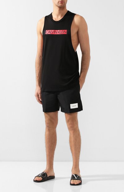 Майка CALVIN KLEIN черного цвета по цене 3750 руб., арт. KM0KM00317, фото 2 Майка CALVIN KLEIN, арт. KM0KM00317, фото 2