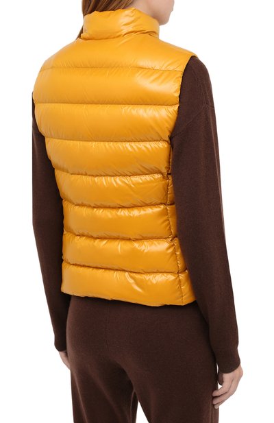 Пуховый жилет MONCLER оранжевого цвета по цене 69950 руб., арт. F2-093-1A525-00-68950, фото 4 Пуховый жилет MONCLER, арт. F2-093-1A525-00-68950, фото 4
