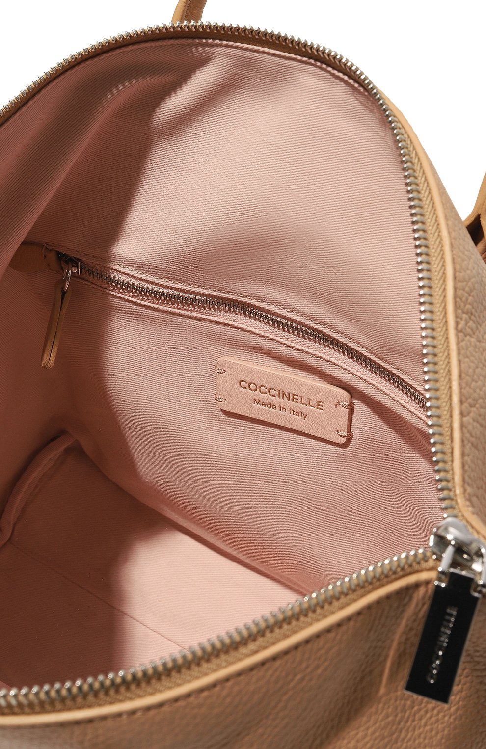 Сумка estelle medium COCCINELLE светло-бежевого цвета по цене 33750 руб., арт. E1 M3A 18 02 02, фото 6 Сумка estelle medium COCCINELLE, арт. E1 M3A 18 02 02, фото 6