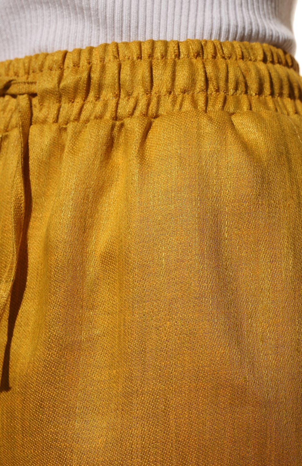 Льняные брюки NOBLE&BRULEE горчичного цвета по цене 41050 руб., арт. NB010222/12, фото 5 Льняные брюки NOBLE&BRULEE, арт. NB010222/12, фото 5