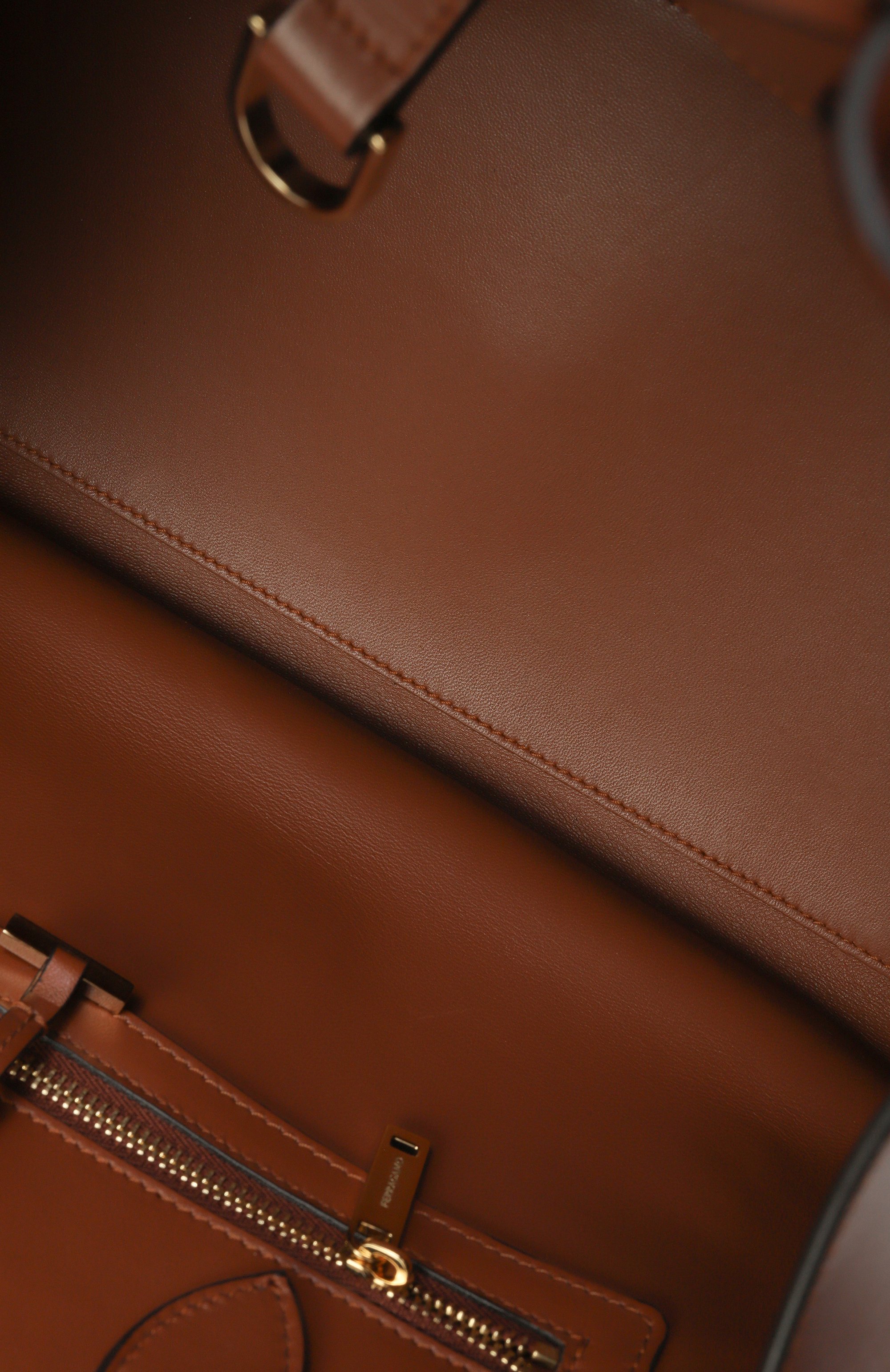 Сумка hug medium FERRAGAMO, арт. 219451/774744, фото 5