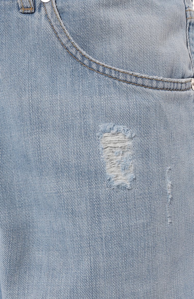 Мужские джинсы leisure fit BRUNELLO CUCINELLI голубого цвета, арт. M0Z37B2279 | Фото 5 (Материал внешний: Хлопок, Деним; Длина (брюки, джинсы): Стандартные; Силуэт М (брюки): Прямые; Кросс-КТ: Деним; Детали: Потертости, Делаве; Стили: Повседнев�ный, Streetwear; Автоматизация состава: Проставлено; Автоматизация ТО: Проставлено)