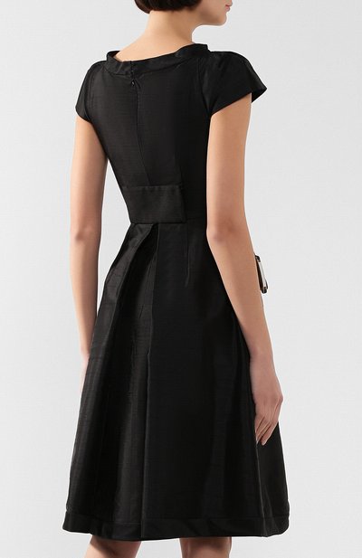 Шелковое платье GIORGIO ARMANI черного цвета по цене 282500 руб., арт. 0SHVA04T/T01I4, фото 4 Шелковое платье GIORGIO ARMANI, арт. 0SHVA04T/T01I4, фото 4