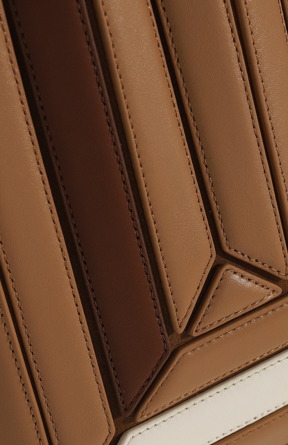 Сумка sera mini MLOUYE бежевого цвета по цене 72050 руб., арт. 10-043, фото 3 Сумка sera mini MLOUYE, арт. 10-043, фото 3