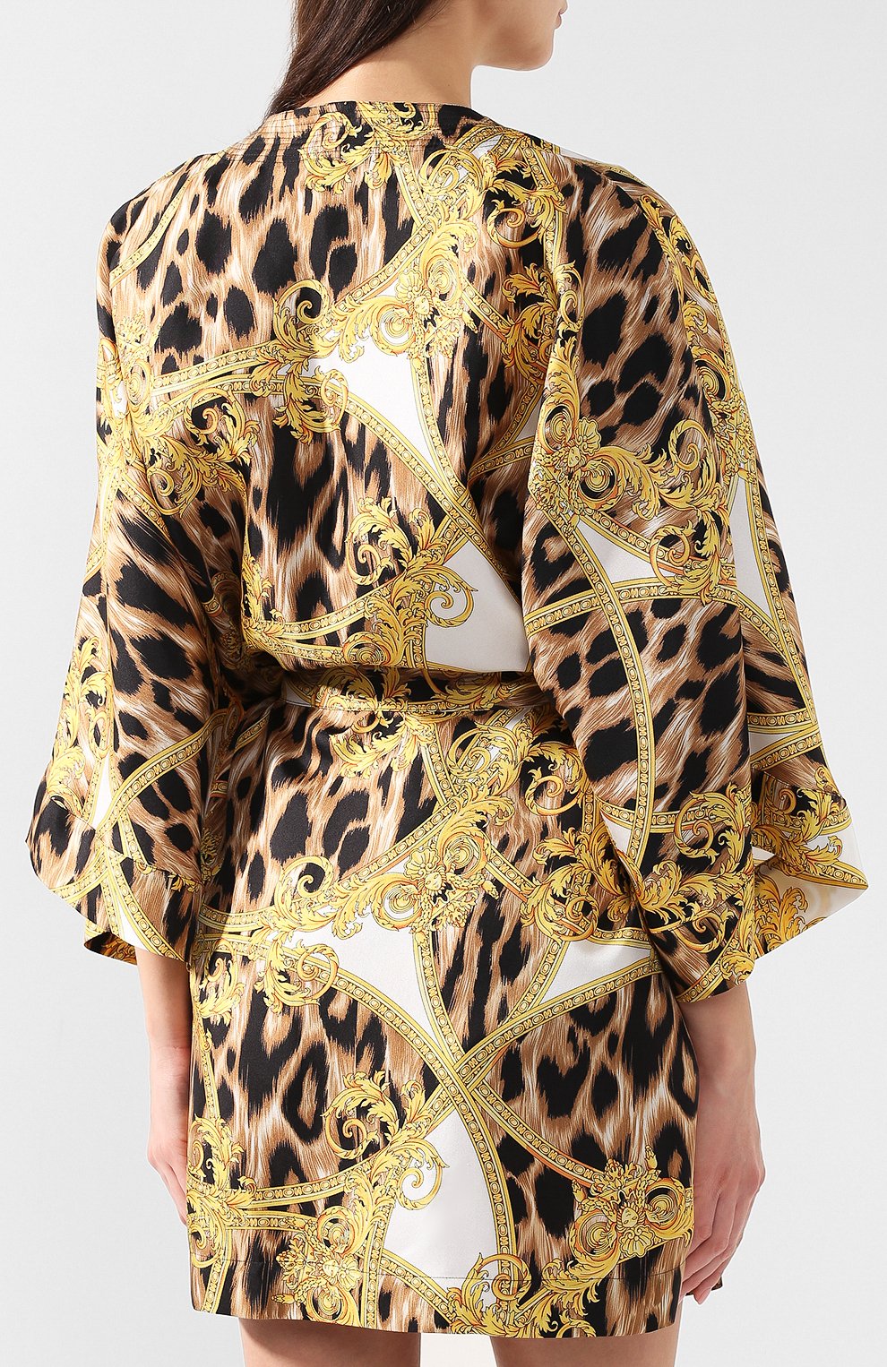 Шелковый халат VERSACE разноцветного цвета по цене 129000 руб., арт. AUD05058/AS00289, фото 4 Шелковый халат VERSACE, арт. AUD05058/AS00289, фото 4