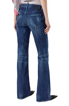 Женские джинсы DSQUARED2 синего цвета, арт. S72LB0844/S30342 | Фото 4 (Длина (брюки, джинсы): Удлиненные; Материал внешний: Хлопок, Деним; Детали: Делаве; Силуэт Ж (брюки и джинсы): Расклешенные; Кросс-КТ: Деним; Стили: Гранж)