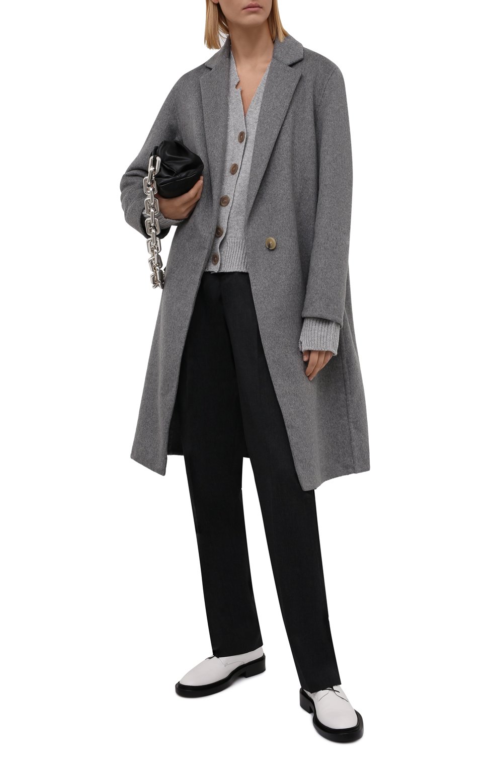 Пальто VINCE серого цвета по цене 96950 руб., арт. VS92091304, фото 2 Пальто VINCE, арт. VS92091304, фото 2