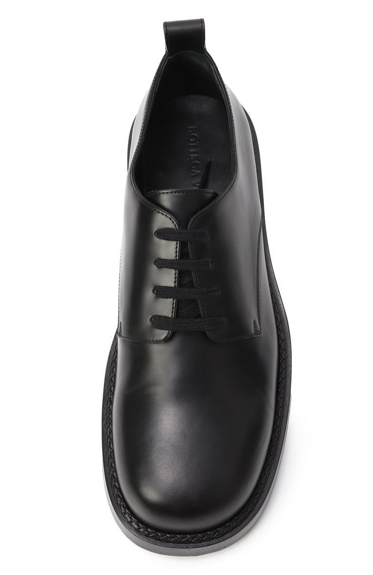 Мужские кожаные дерби BOTTEGA VENETA черного цвета, арт. 754565V2WX0 1000 | Фото 6 (Материал внешний: Натуральная кожа; Материал внутренний: Натуральная кожа; Нос: Не проставлено; Стили: Классический; Автоматизация состава: Проставлено)
