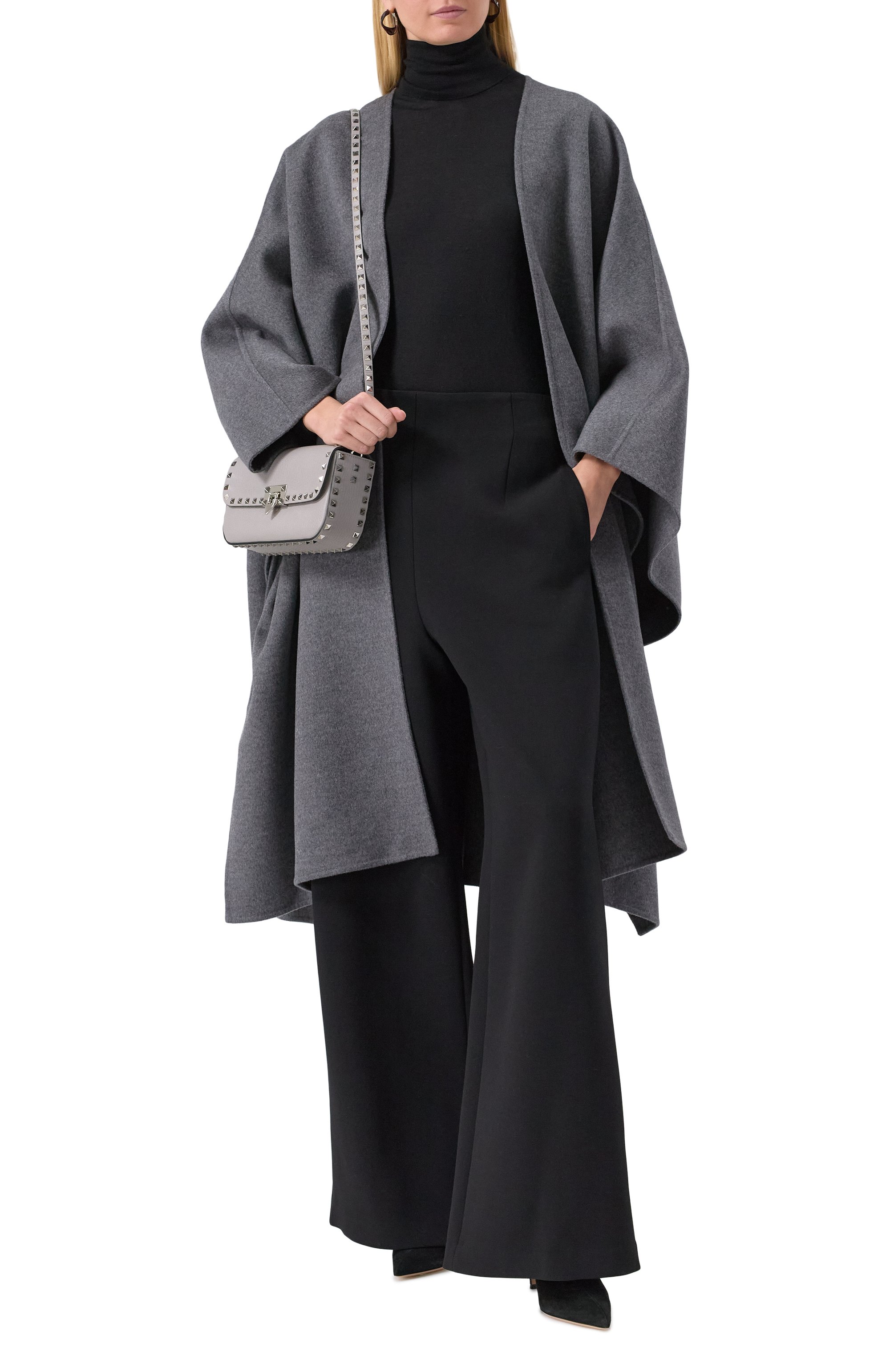 Пончо из шерсти и кашемира VALENTINO серого цвета по цене 539500 руб., арт. 5B3CG4728MA, фото 2 Пончо из шерсти и кашемира VALENTINO, арт. 5B3CG4728MA, фото 2