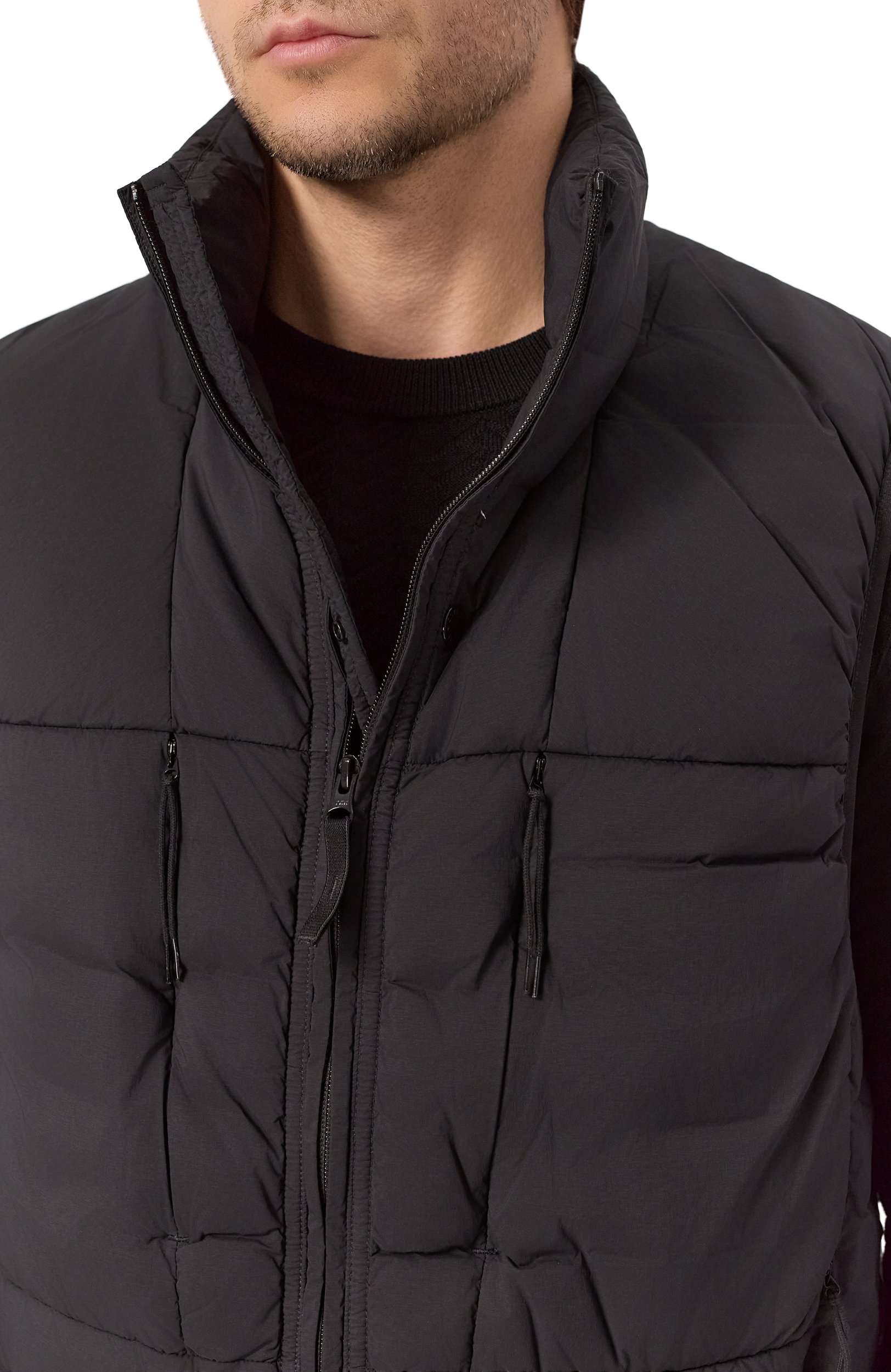 Утепленный жилет STONE ISLAND черного цвета по цене 88300 руб., арт. K2S15G100004/S0183, фото 5 Утепленный жилет STONE ISLAND, арт. K2S15G100004/S0183, фото 5