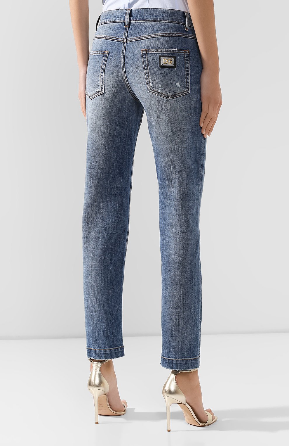 Джинсы с потертостями DOLCE & GABBANA синего цвета по цене 74800 руб., арт. FTAIAD/G8BF1, фото 4 Джинсы с потертостями DOLCE & GABBANA, арт. FTAIAD/G8BF1, фото 4