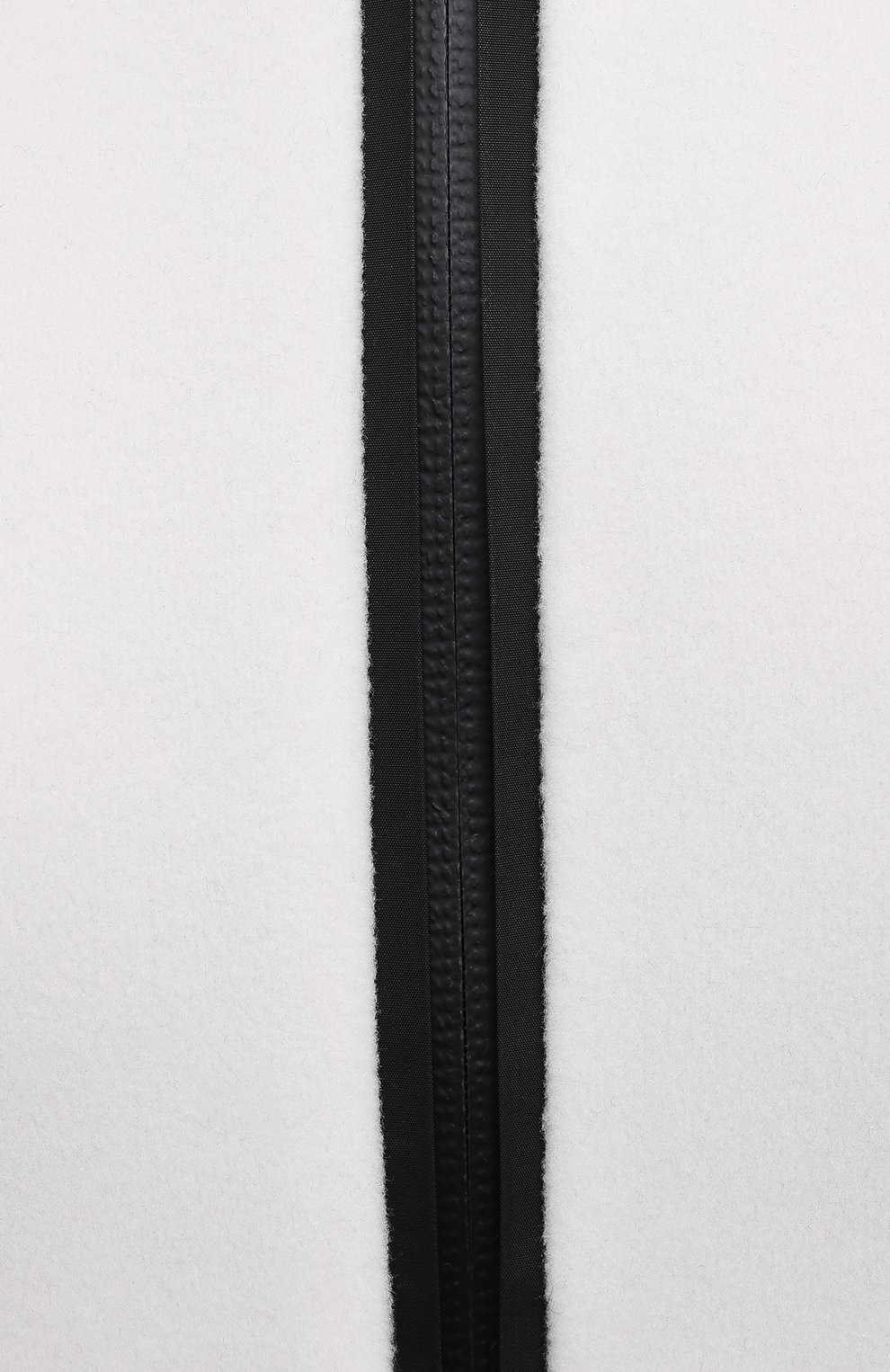 Кардиган MONCLER черно-белого цвета по цене 63000 руб., арт. F2-098-8G710-00-80093, фото 5 Кардиган MONCLER, арт. F2-098-8G710-00-80093, фото 5