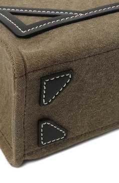 Женская сумка b-army small BALMAIN хаки цвета, арт. CN1FE809/TDVY | Фото 3 (Ремень/цепочка: На ремешке; Материал сплава: Проставлено; Драгоценные камни: Проставлено; Материал: Текстиль; Размер: small; Сумки-технические: Сумки-шопперы)