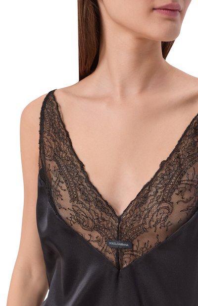 Атласный топ DOLCE & GABBANA черного цвета по цене 191500 руб., арт. F7BN5T/FU1AU, фото 5 Атласный топ DOLCE & GABBANA, арт. F7BN5T/FU1AU, фото 5