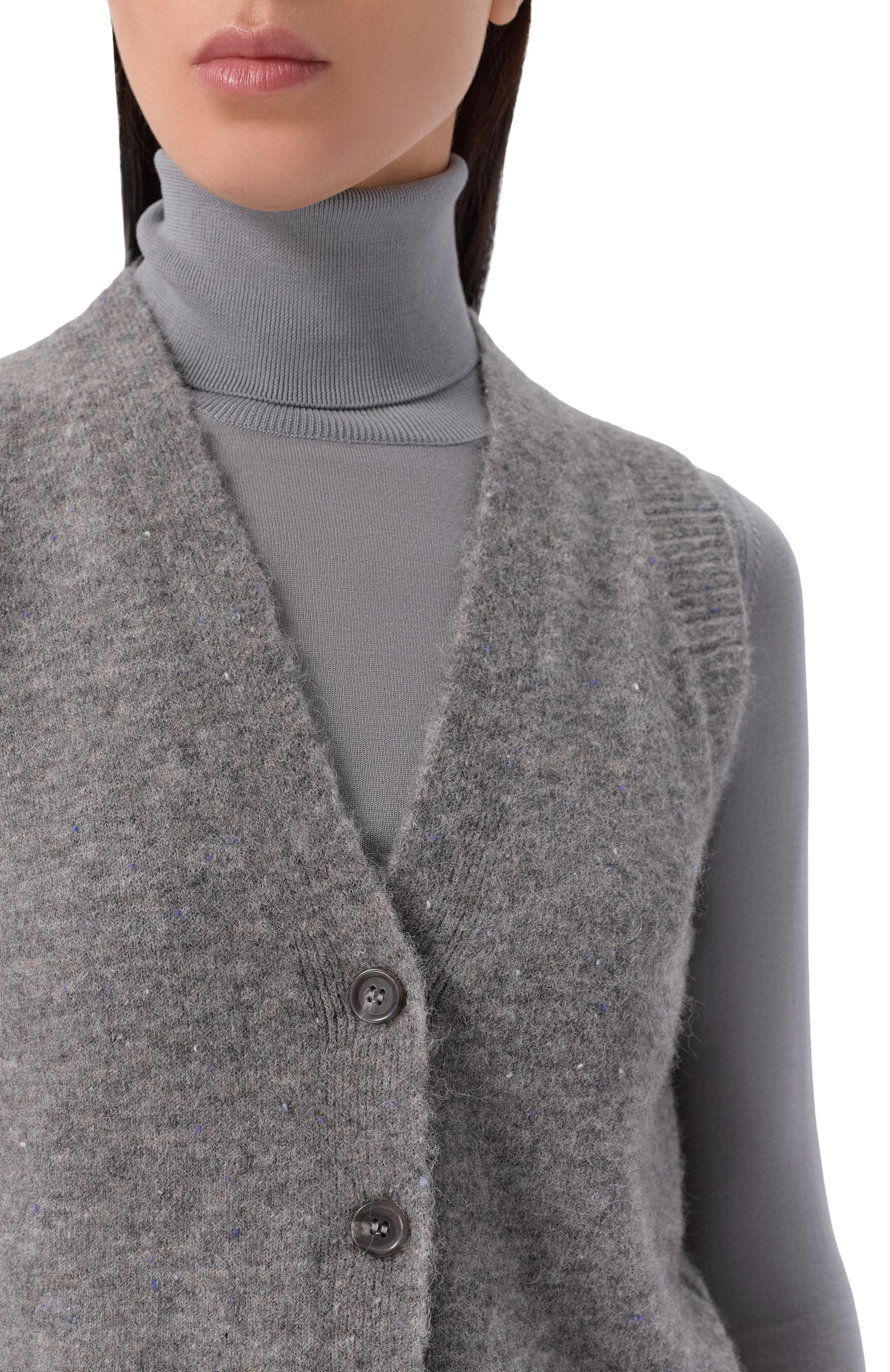 Жилет OFFICINE GENERALE серого цвета по цене 39050 руб., арт. W25WKNT304, фото 5 Жилет OFFICINE GENERALE, арт. W25WKNT304, фото 5