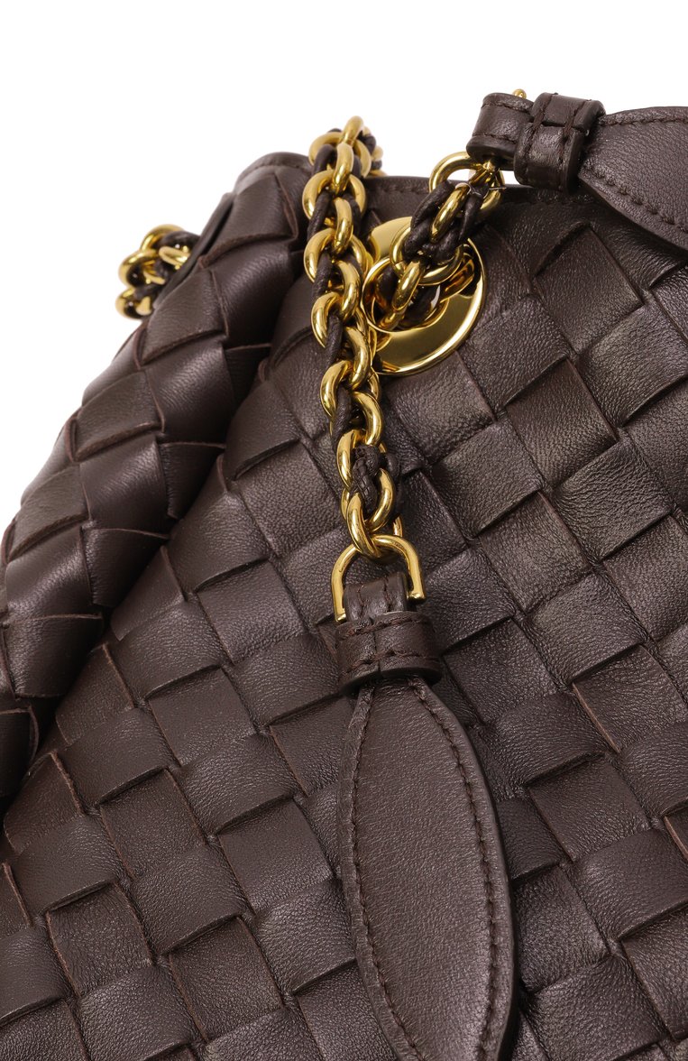 Женская сумка parachute small BOTTEGA VENETA темно-коричневого цвета, арт. 817175/V4SC5 | Фото 3 (Размер: small; Автоматизация ТО: Проставлено; Материал: Натуральная кожа; Автоматизация состава: Проставлено)